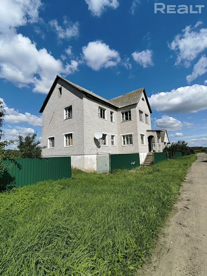 Продажа просторного дома в г.Молодечно,  ул.Михася Чарота. 5